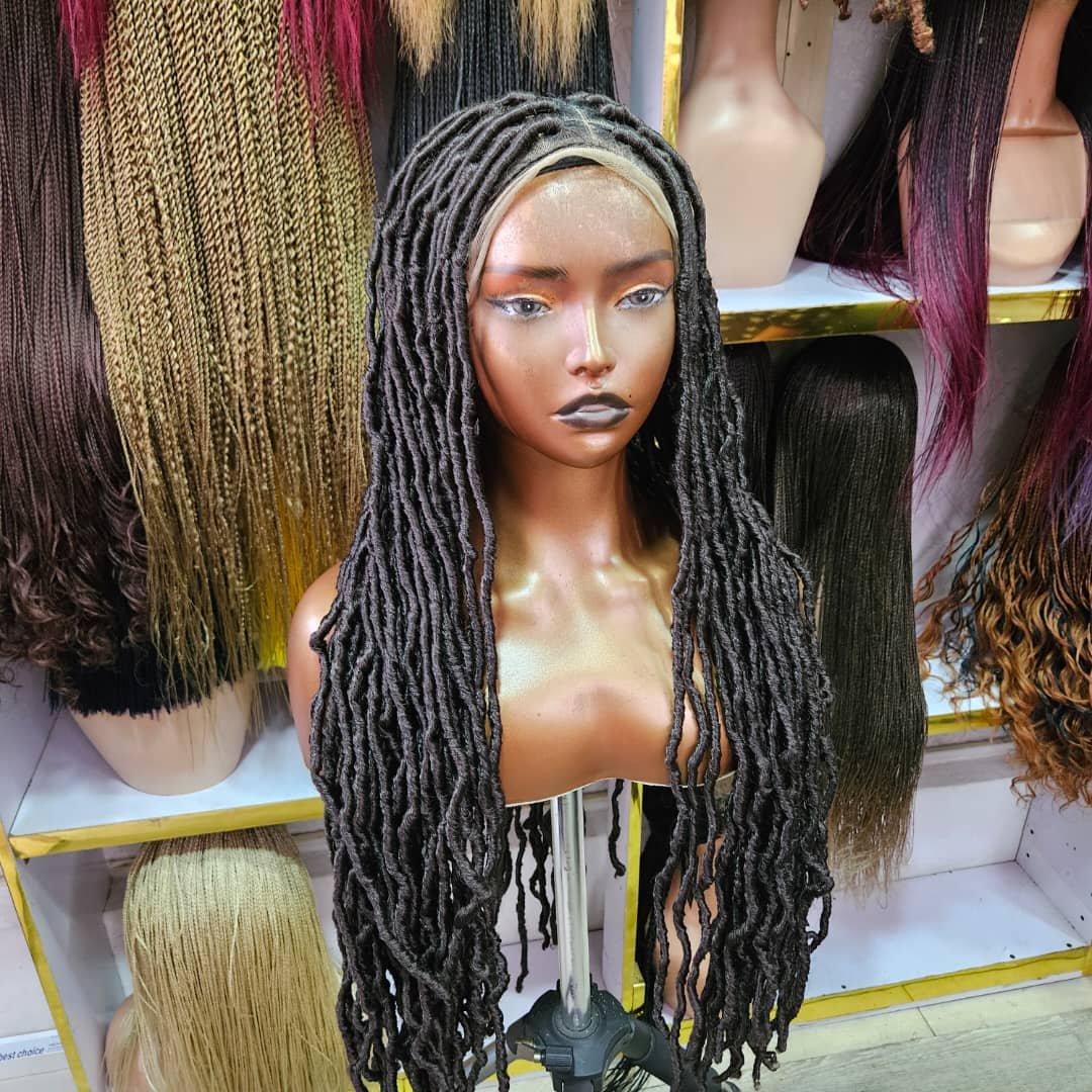 color 4 nu loc 3 wig