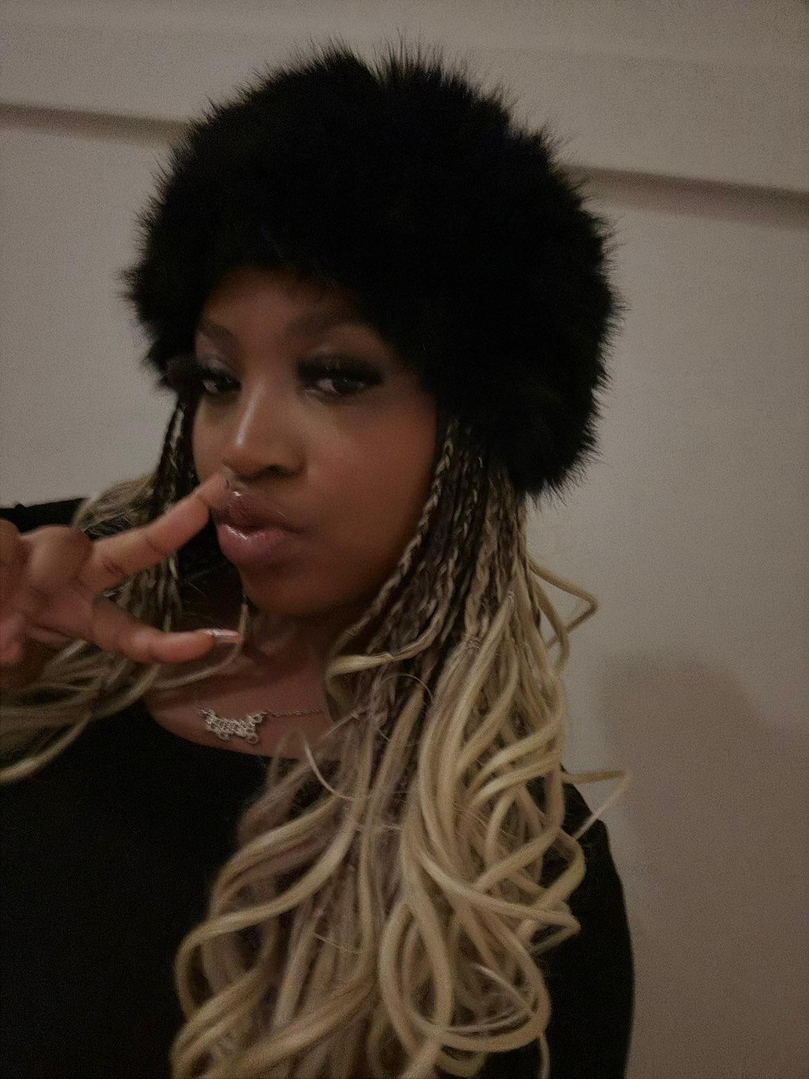 french curls joni