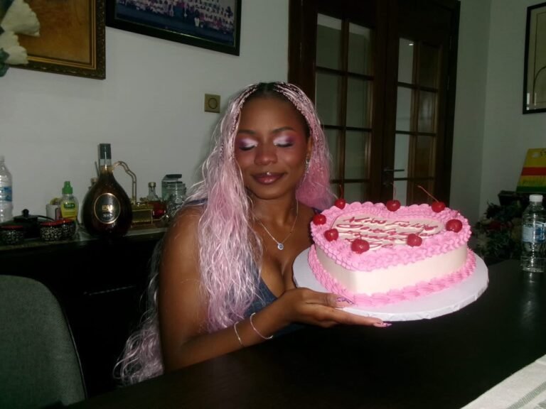 pink body wave braids